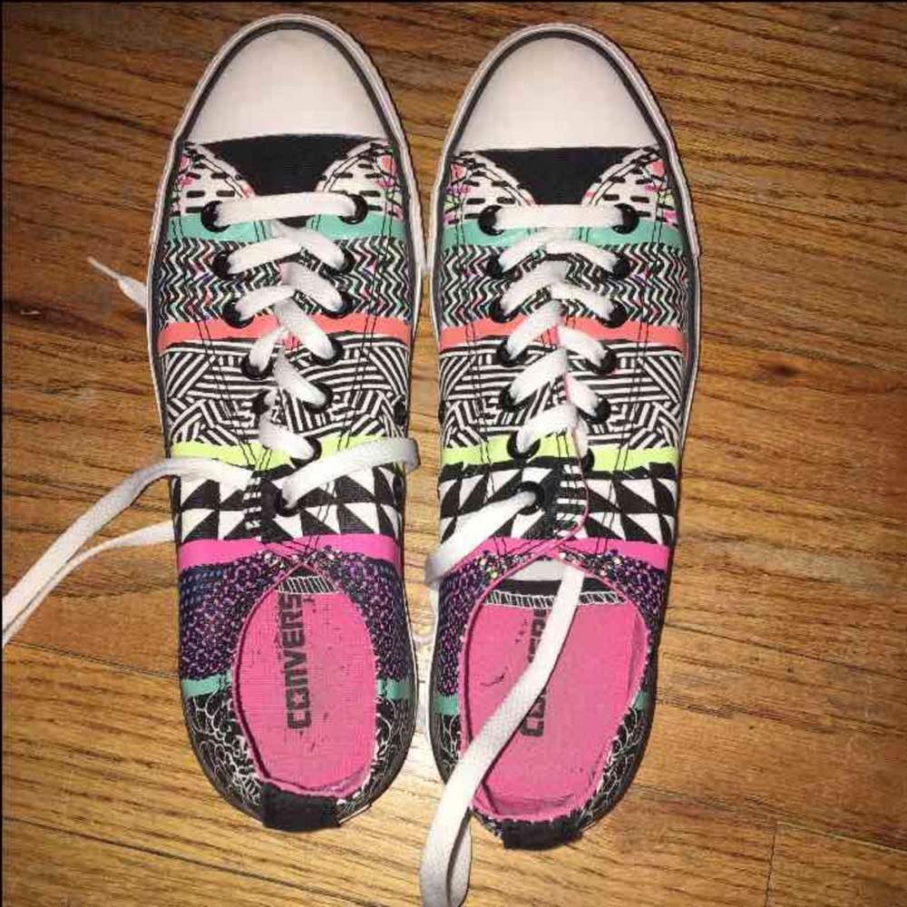 Tribal converse