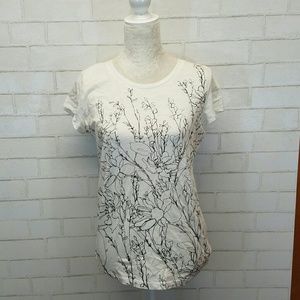 Ann Taylor loft short sleaved patterned tee shirt