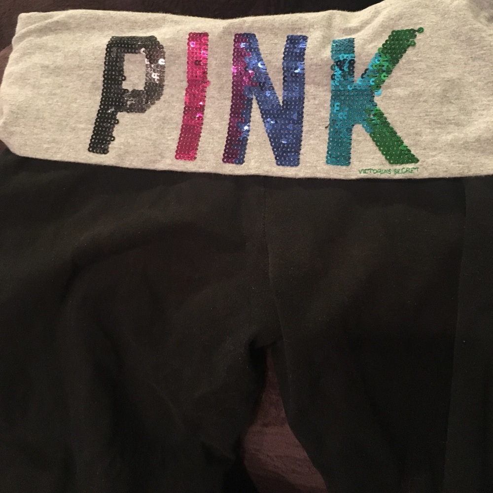 FREE VS PINK Yoga leggings w. purchase of anything
