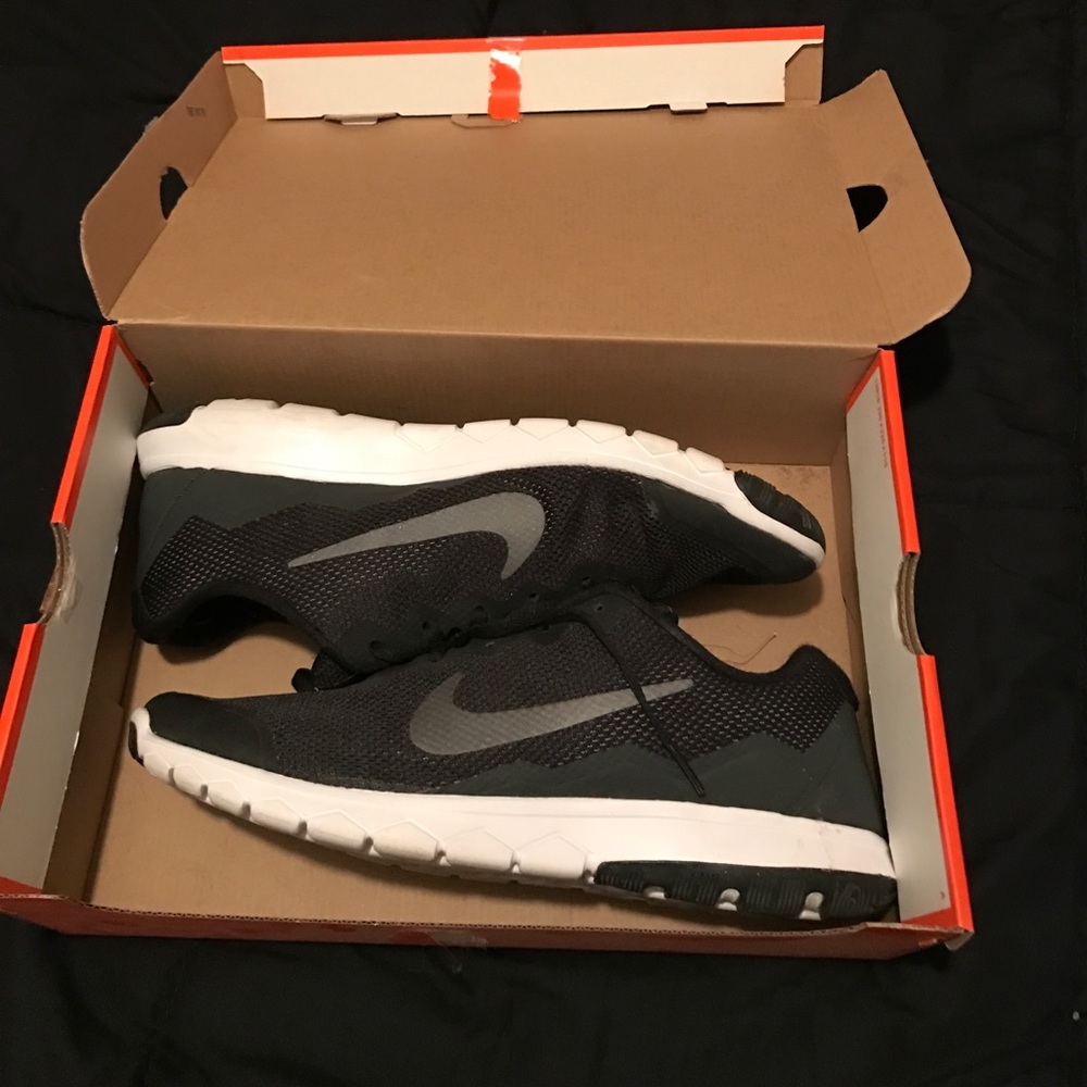 🏆MENS NIKE FLEX EXPERIENCE RN4 BLACK