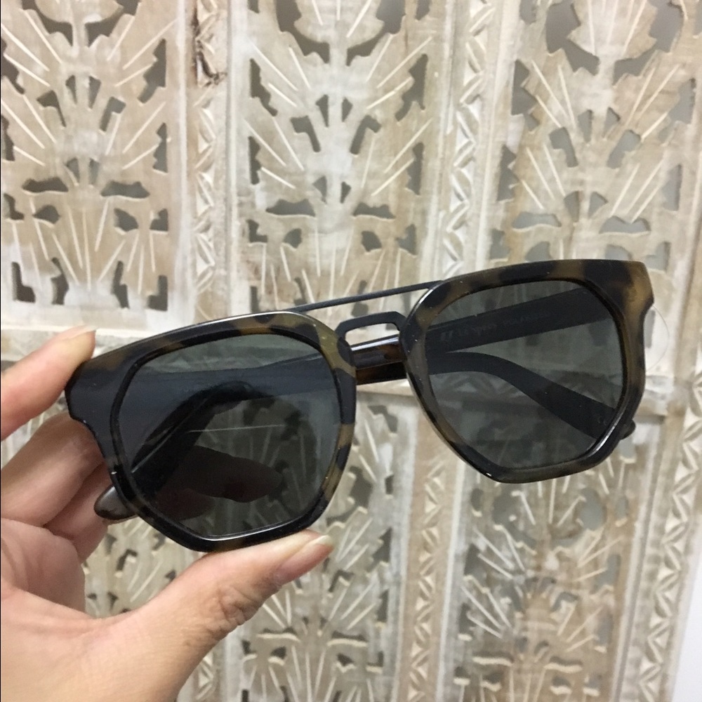Le specs sunglasses NWOT