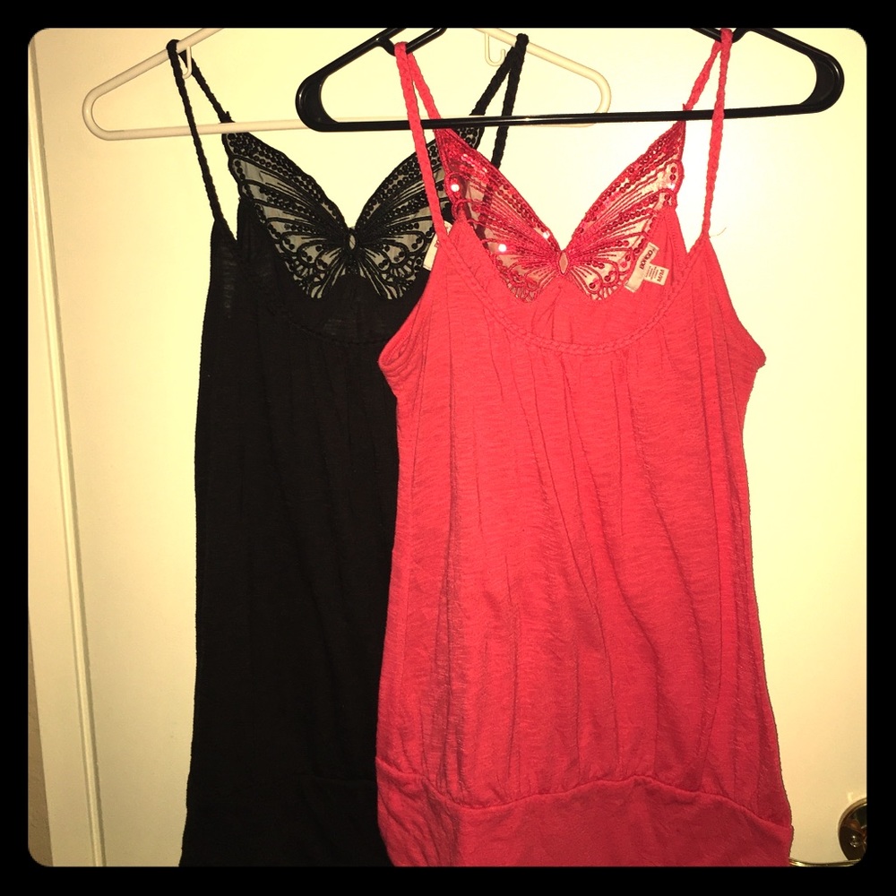 2 Tank Tops