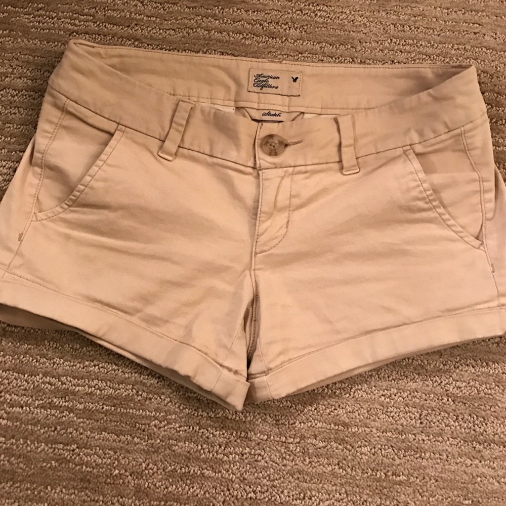 American Eagle Khaki Shorts Size 00