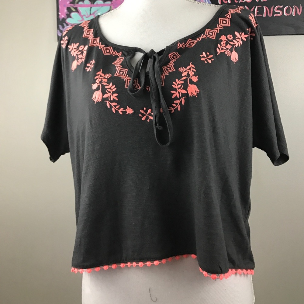 Never worn before cute summer top!!