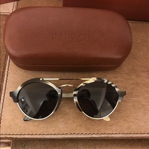 Illesteva Milan II in horn color with gold, rare!