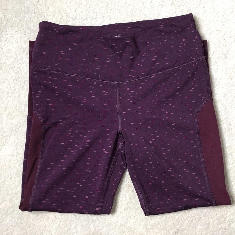 Victoria's Secret VSX Cropped Leggings