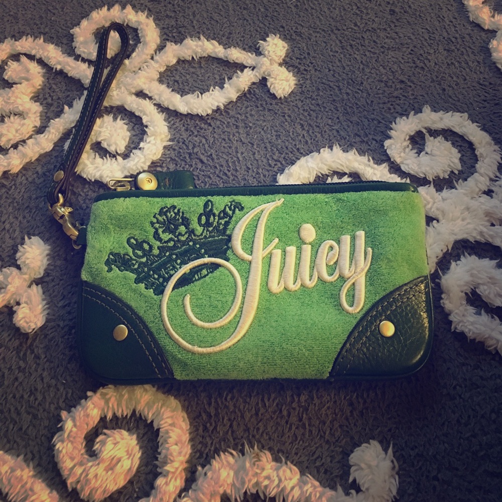 Juicy Couture wristlet