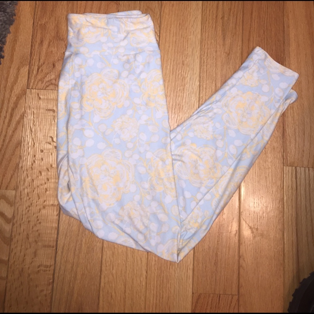 NWOT LuLaRoe one size printed leggings