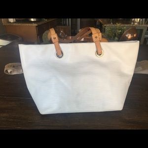 Crazy deal on White leather Dooney and Bourke tote