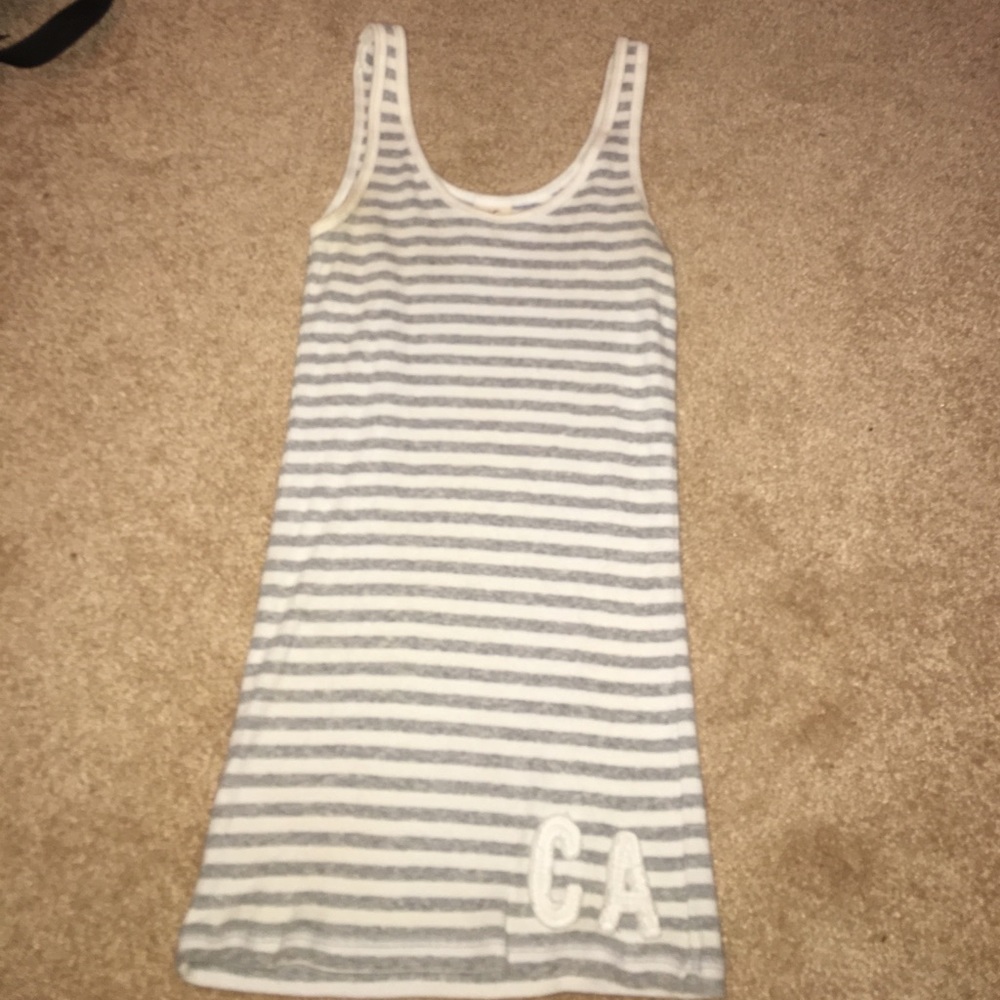 Hollister tank