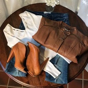 Vince Camuto
'Amber' Peep Toe Bootie 8.5