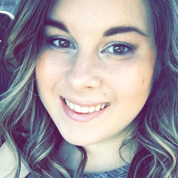 Meet your Posher, Lamija - Picture 1 of 1