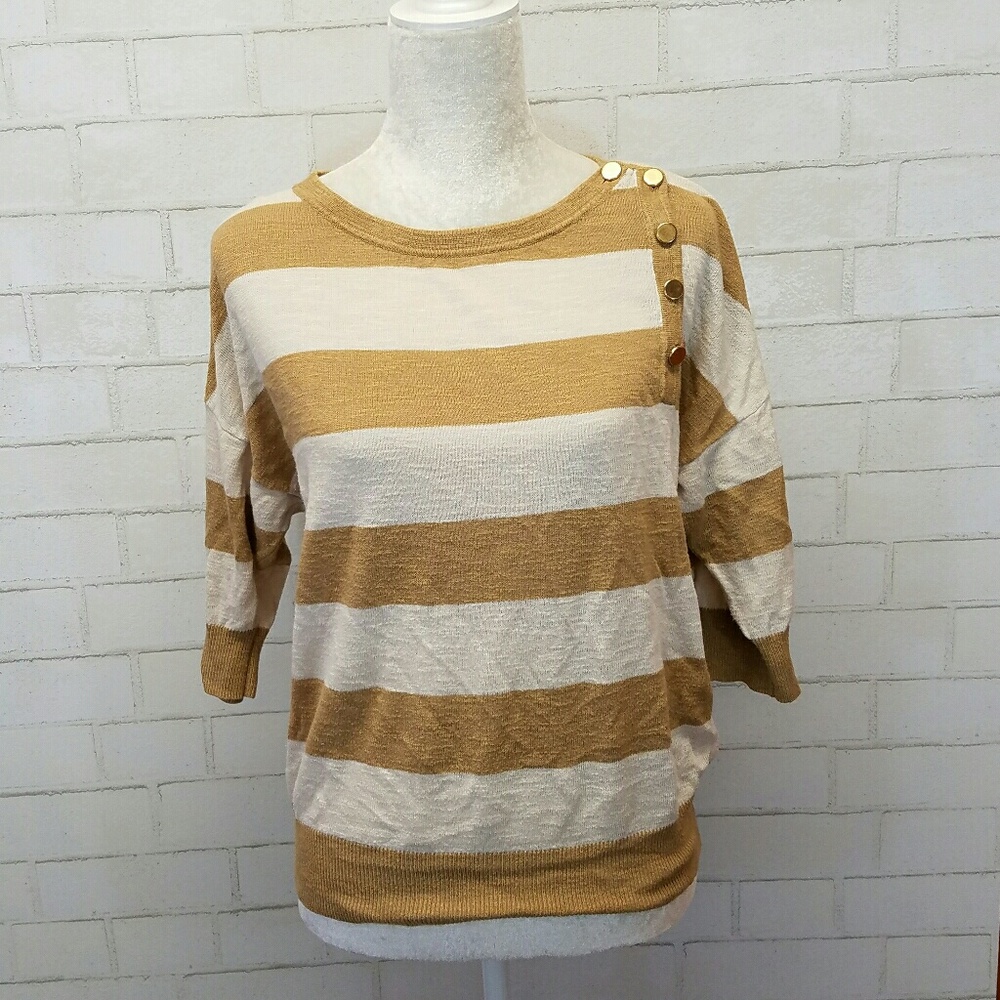 Crew neck striped sweater
