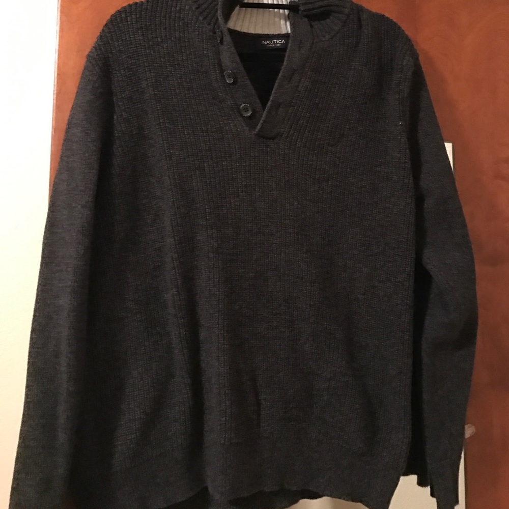 Men's Nautica sweater, L