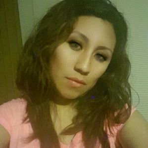 Meet your Posher, Angelica