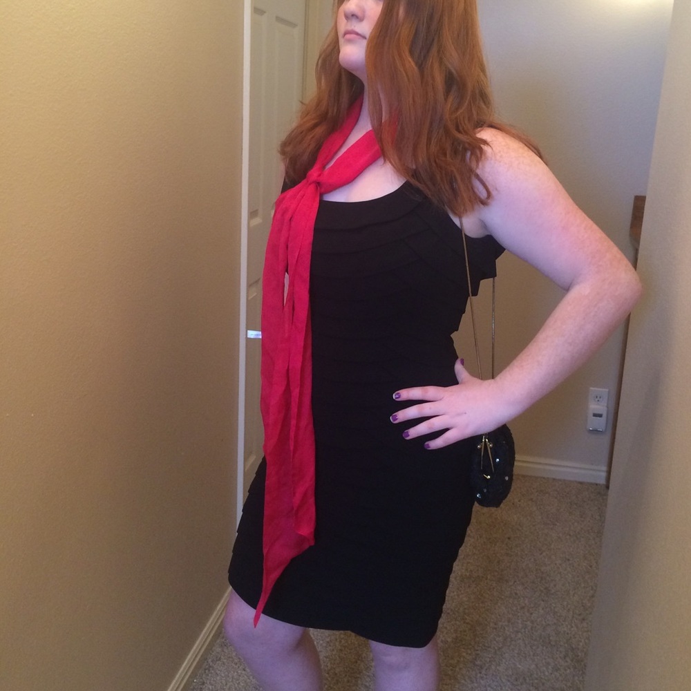 Pink long scarf with tapered ends