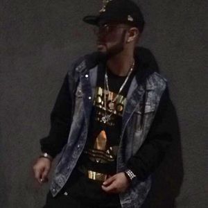 Meet your Posher, Derek