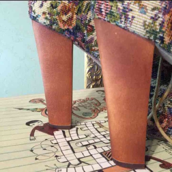 SOLD Jeffrey Campbell Lita gypsy Victorian boots - Picture 4 of 5