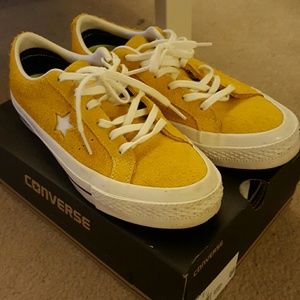 Converse one star suede yellow women size 7