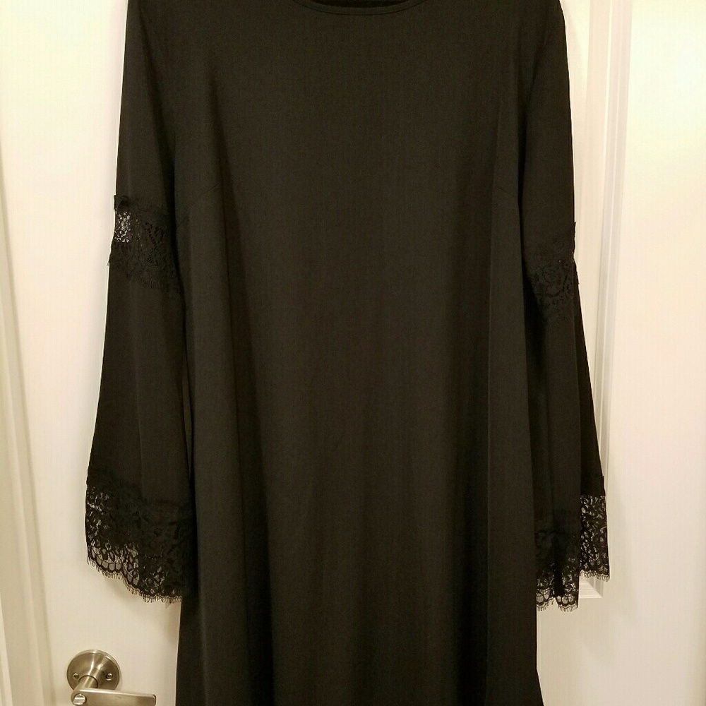 Long Sleeve Black Dress