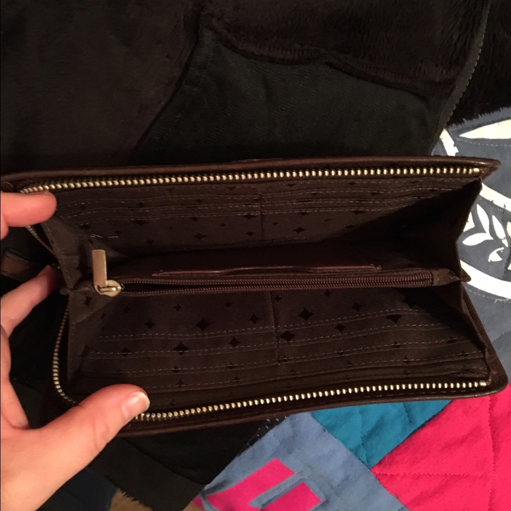 Fossil Wallet - image 3