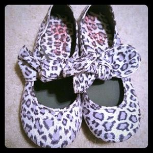 Leopard bow flats