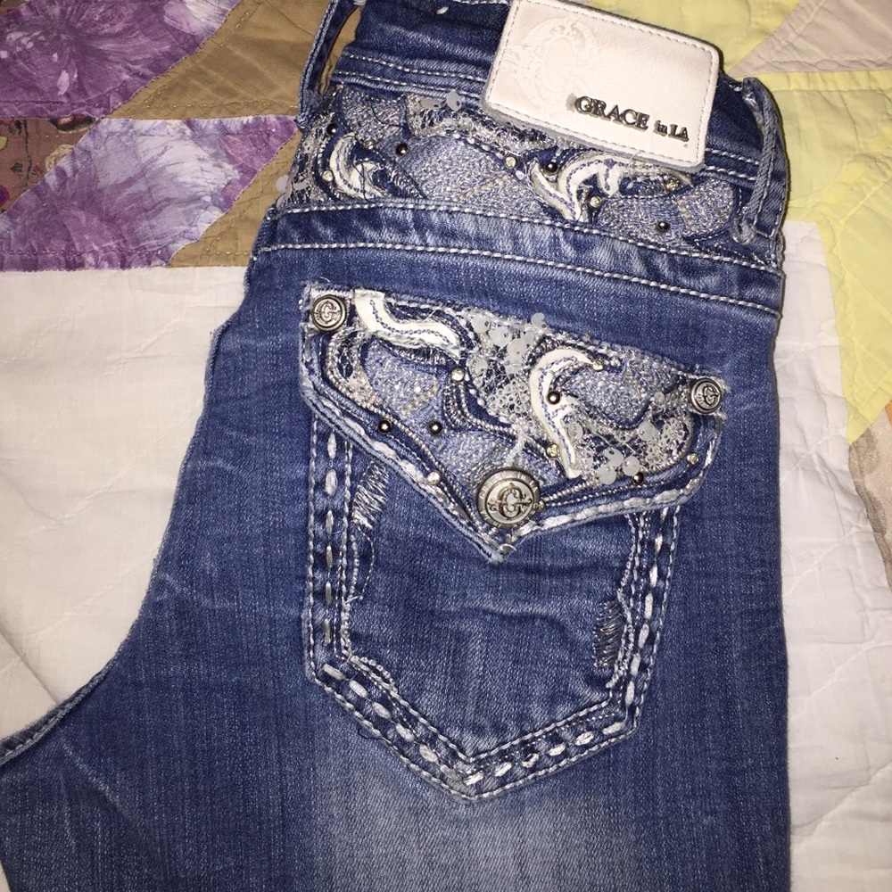 Size 27 jeans but are stretchy