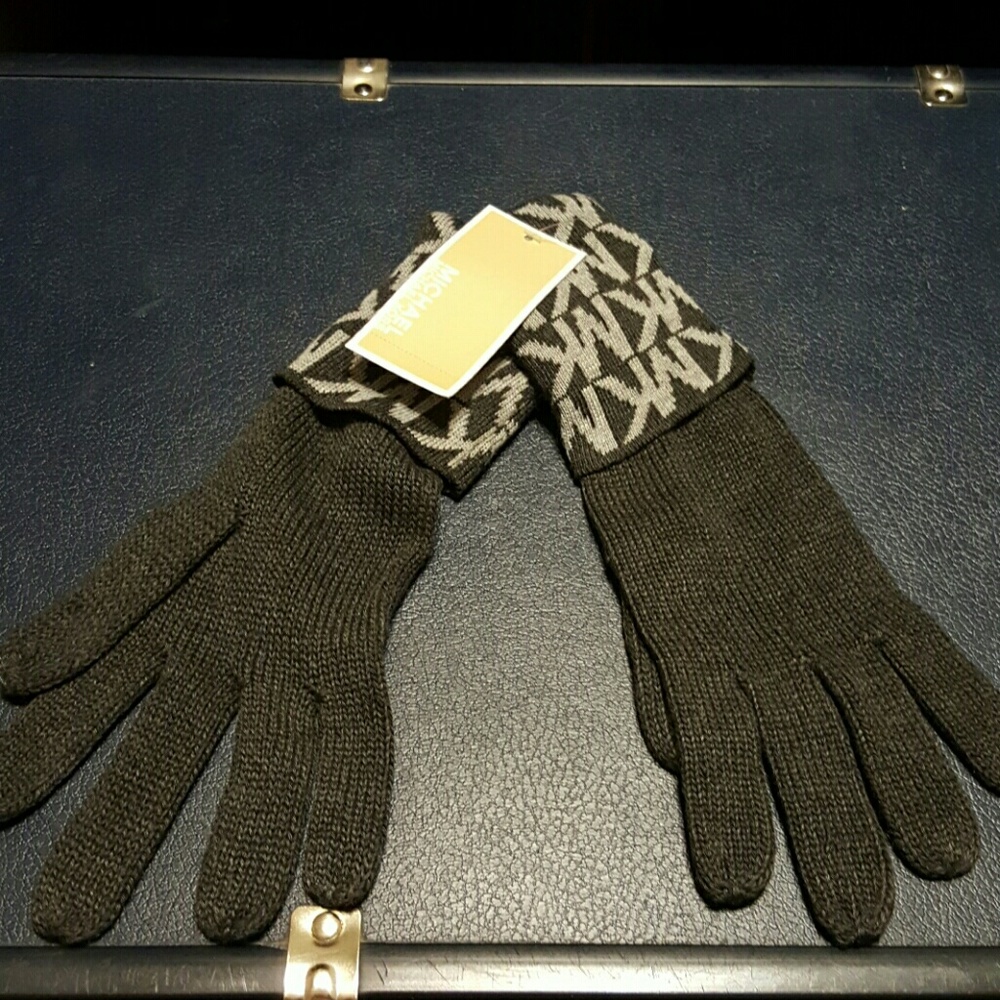 Michael Kors Gloves