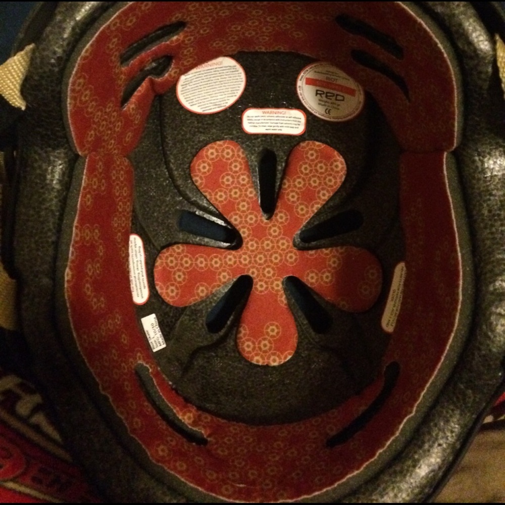 Only wore once willing to sell for lower than 40