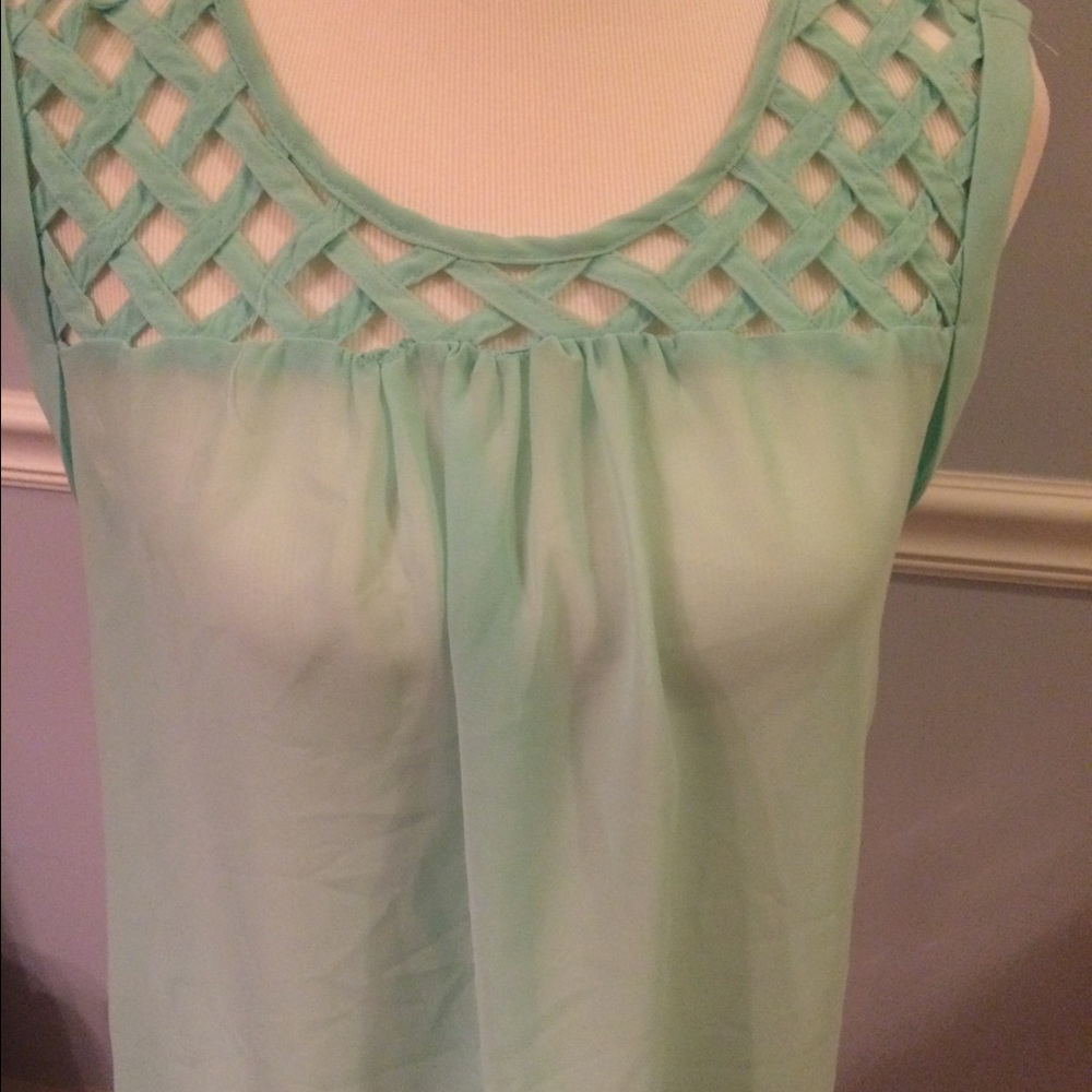 Rue 21 Mint Green blouse Medium