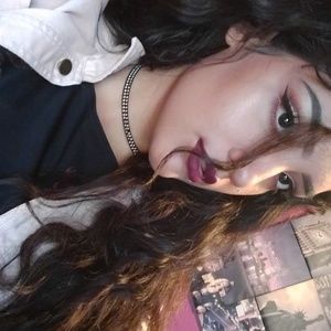 Meet your Posher, Lea