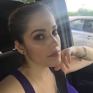 Meet your Posher, Izaskun