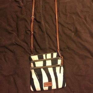 Dooney and Bourke nylon purse.