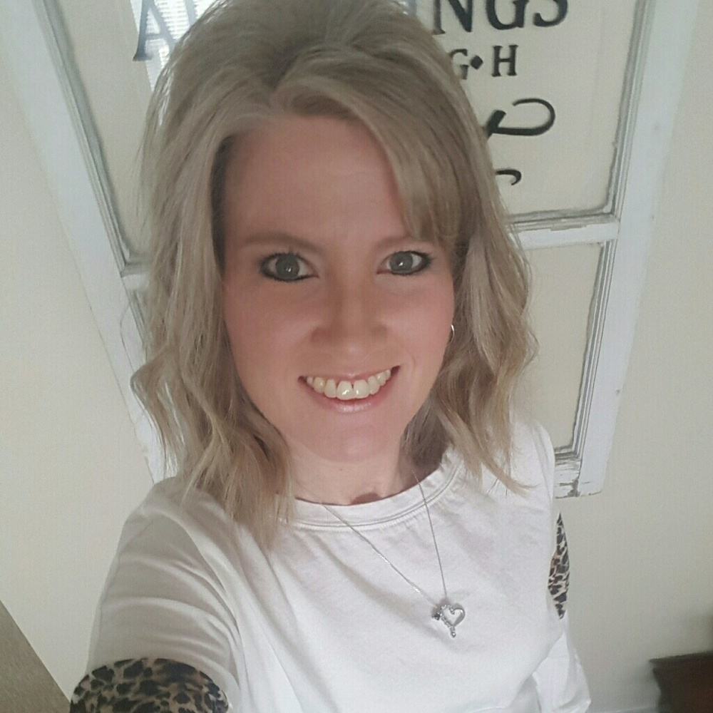 Meet your Posher, Jenn