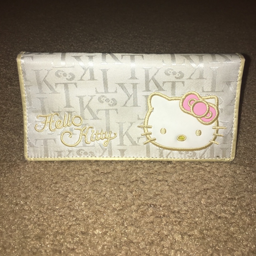 Hello Kitty wallet