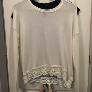 Long sleeve, lightweight top