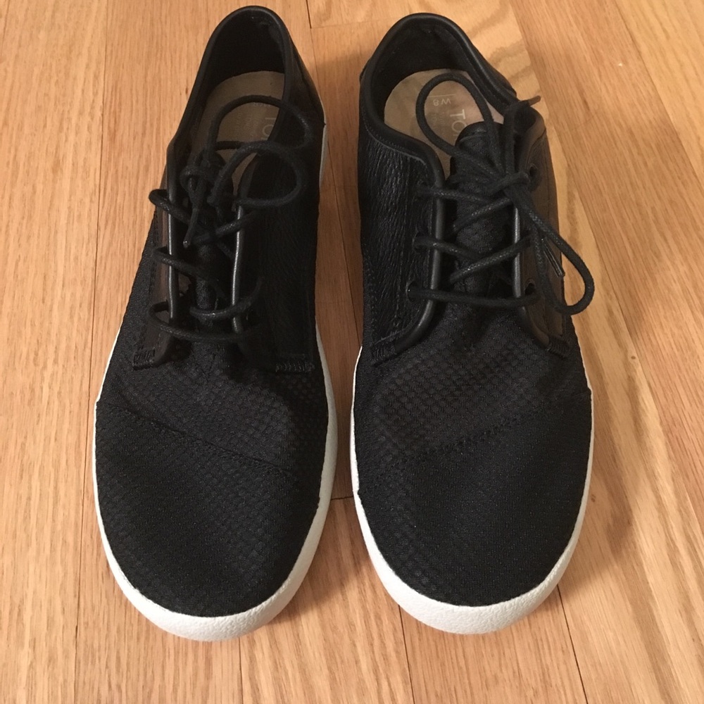 Leather TOMS Sneakers