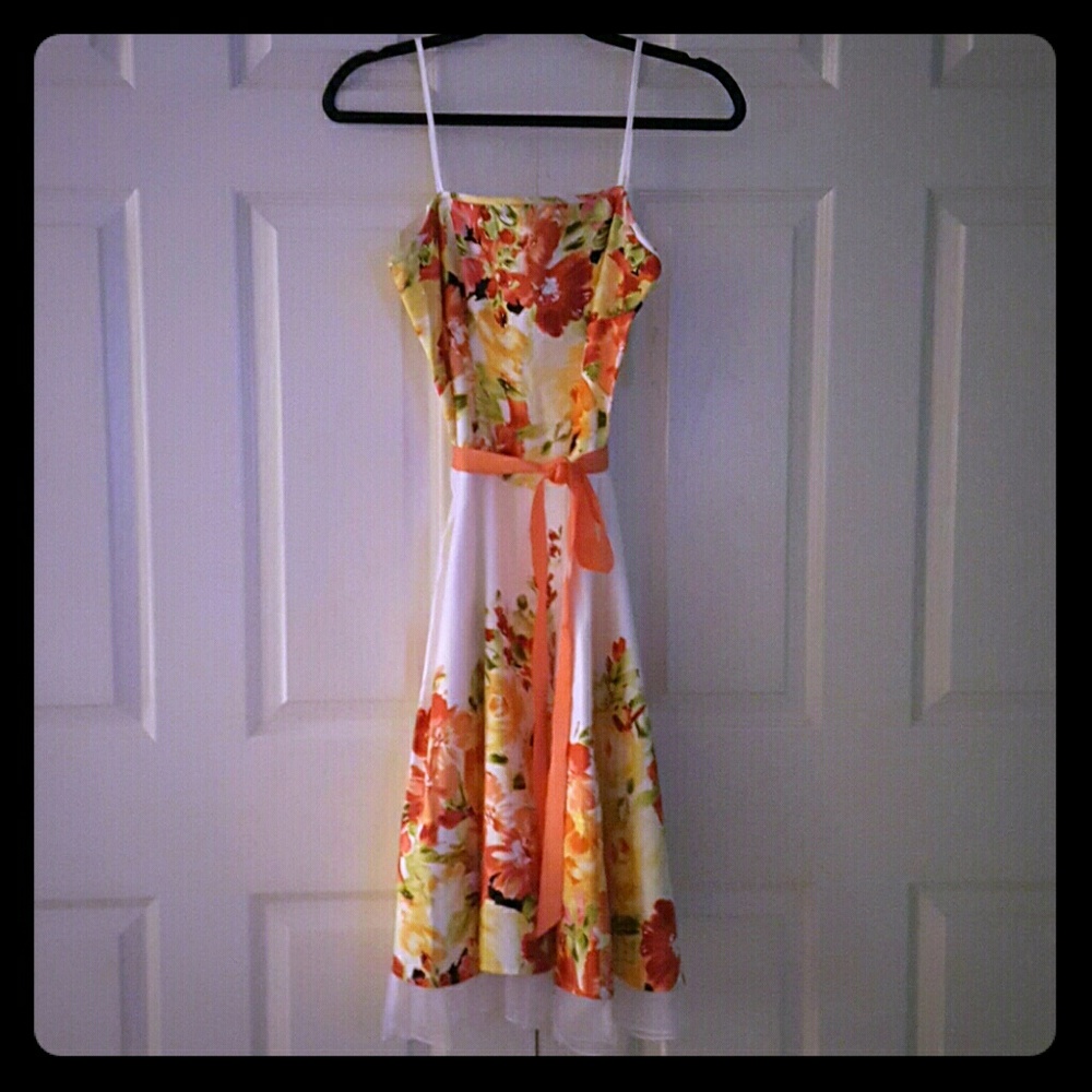 NWT Floral Print Dress size 6