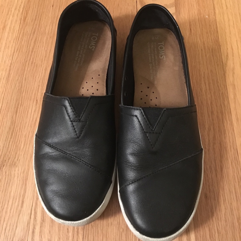 Leather TOMS