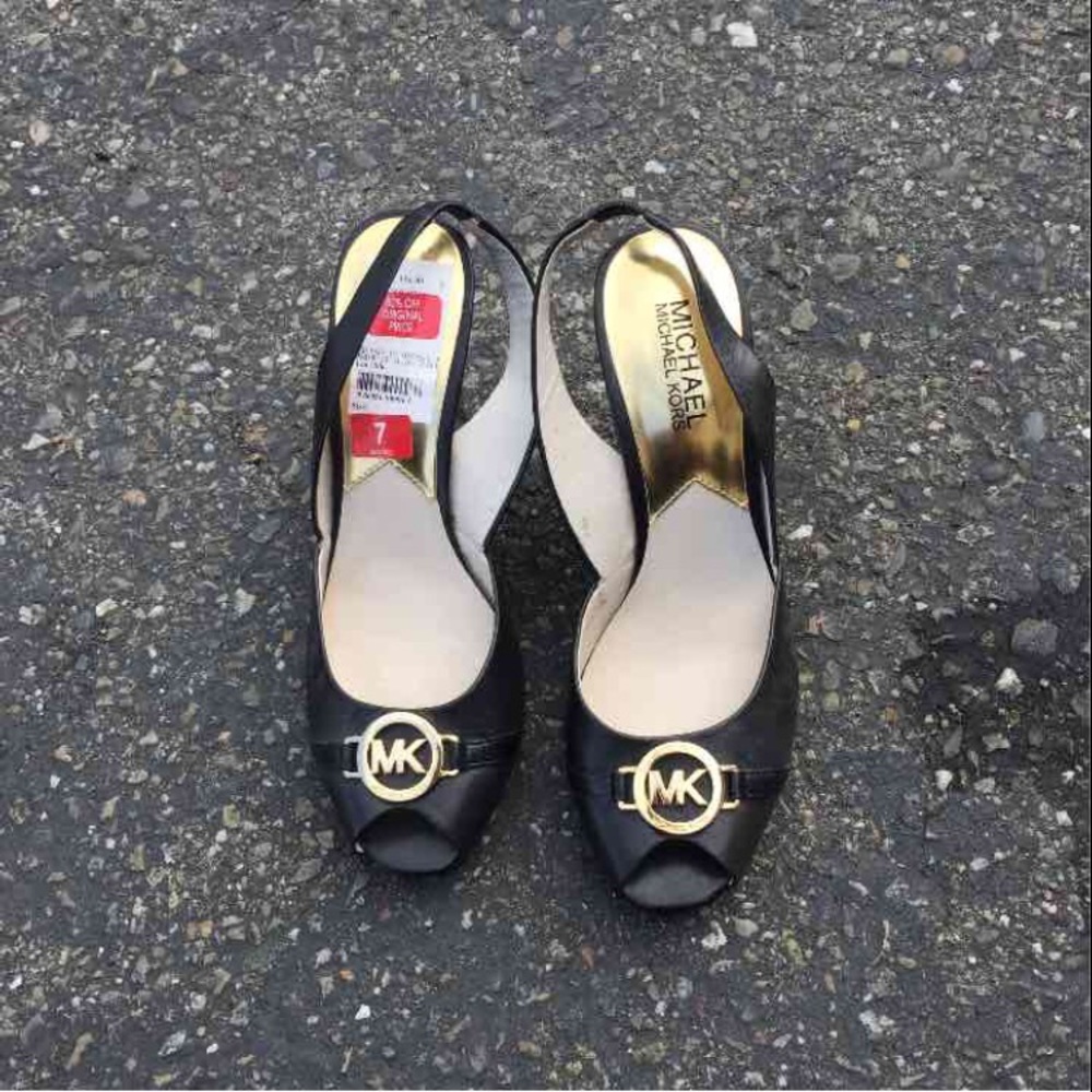 Micheal Kors heels