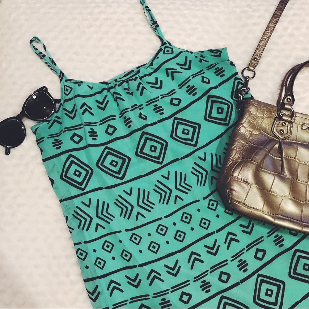 ❌SOLD❌ Forever 21 - Aztec Print Maxi Dress - Picture 1 of 3