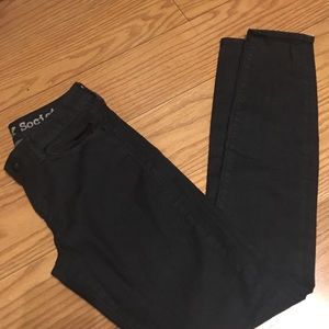 Dark wash skinny jeans