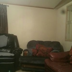 Meet your Posher, Alicia