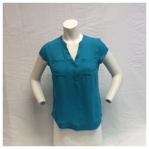 NEW YORK AND CO Ladies HI-Lo Top