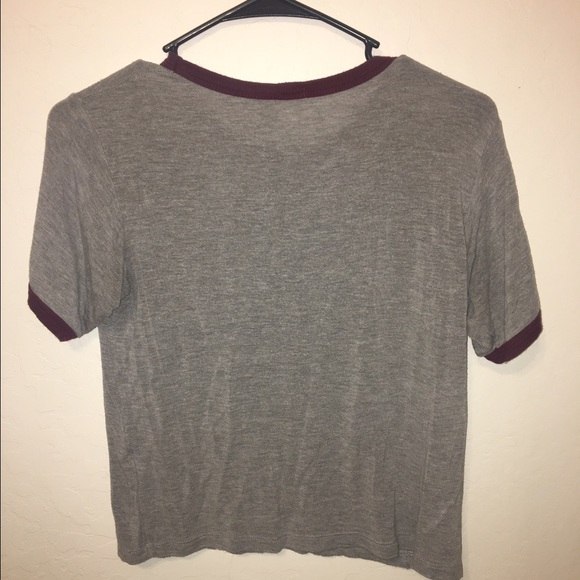 Brandy Melville tee - Picture 2 of 3