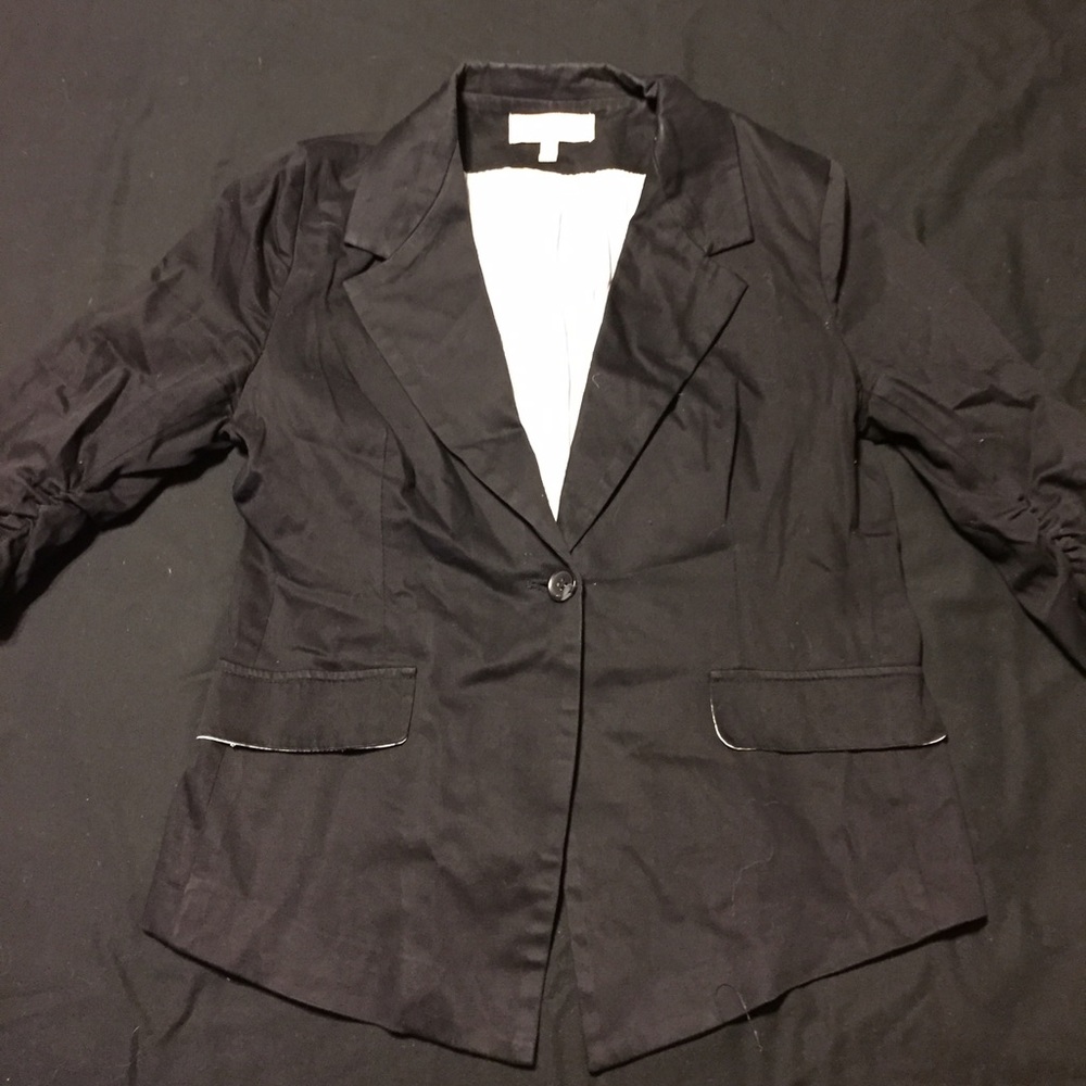 Super cute Black Blazer Jacket