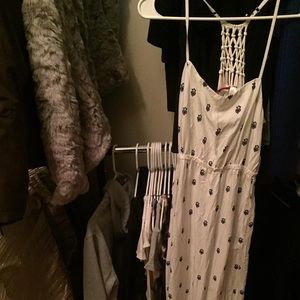 Maxi dress with crisscross back