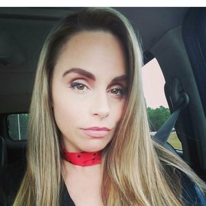 Meet your Posher, Marika