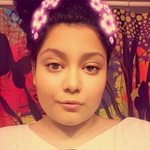 Meet your Posher, Lizette