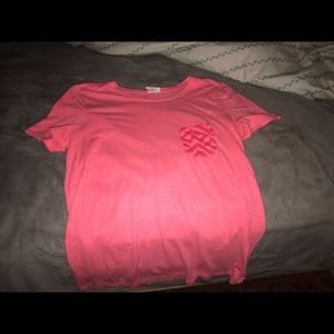 PINK TEE.